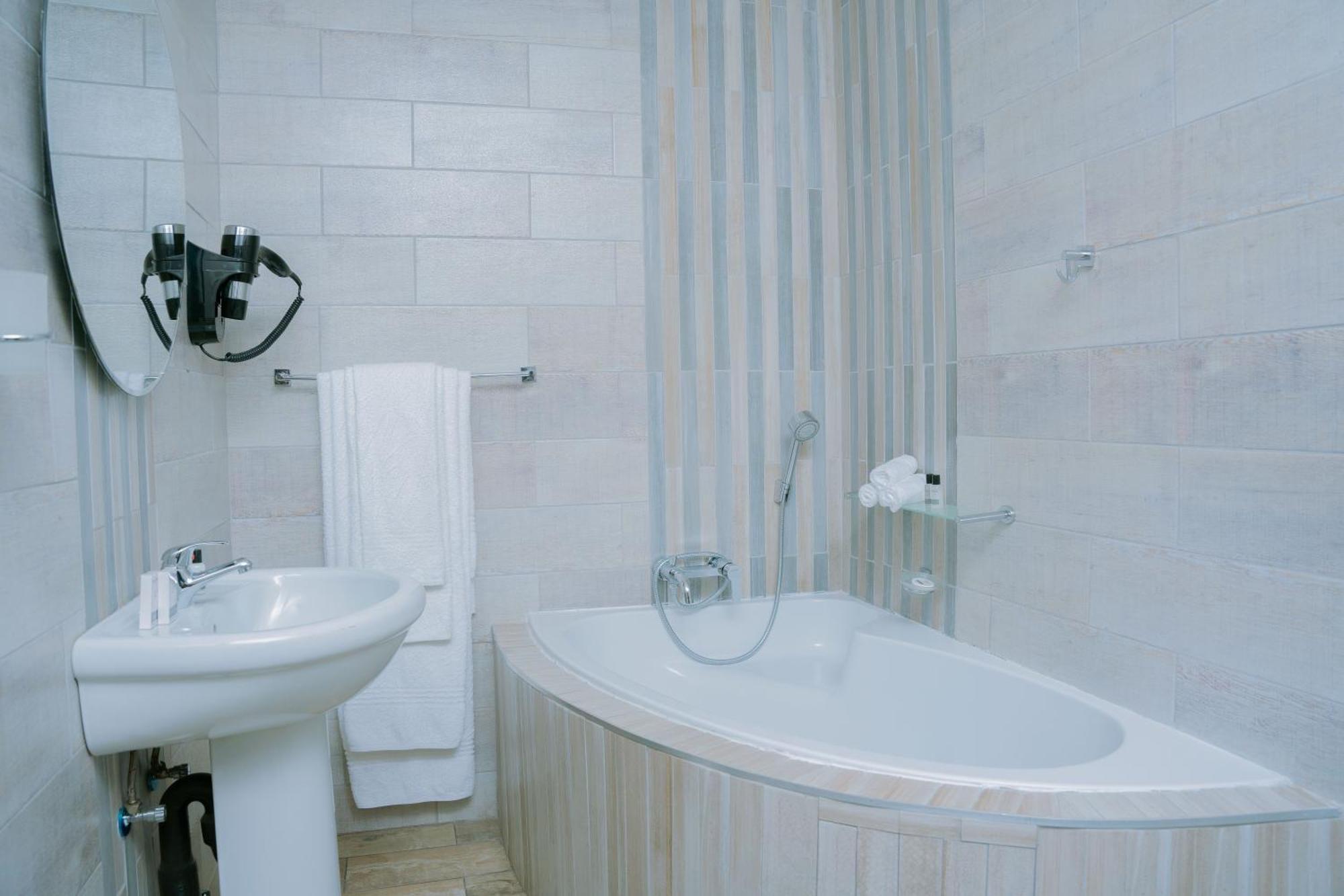 Q'S Boutique Stay Standerton 외부 사진